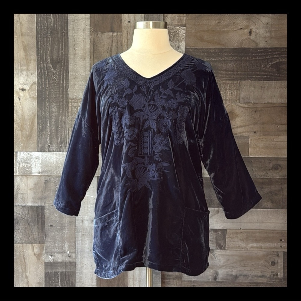 Soft Surroundings blue velvet top XLarge coastal grandma floral embroidery